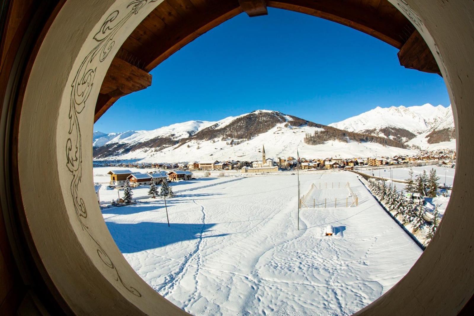 White Pine Lodge Ливиньо Экстерьер фото
