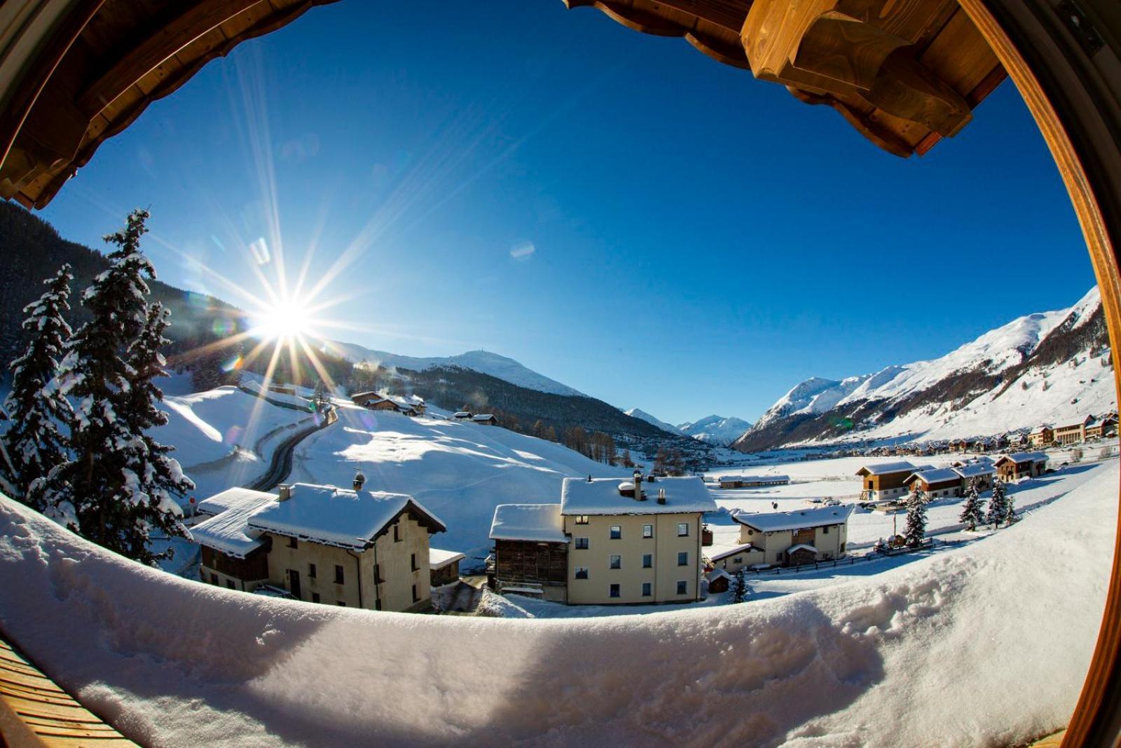 White Pine Lodge Ливиньо Экстерьер фото