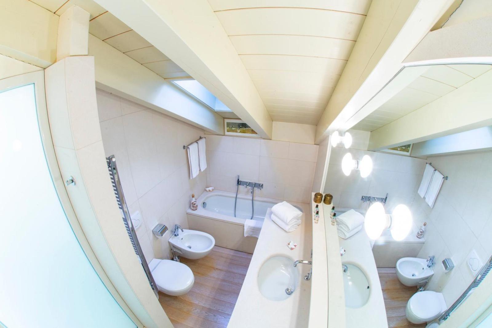 White Pine Lodge Ливиньо Экстерьер фото